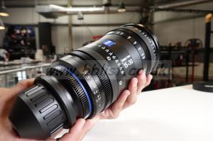 Zeiss CZ.2 15-30/T2.9 PL Mount - metric scale 