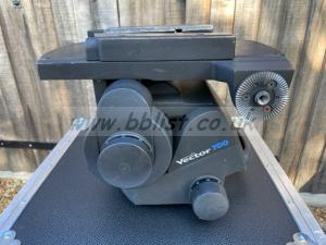 Vinten Vector 700 head with Vinten HDT2 Legs and Case 