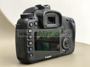 Canon EOS 7D 