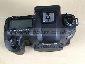 Canon 5D Mark 3 Body with charger 