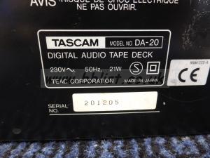 Tascam DA20 DAT Recorder (EJECT FAULT - FOR REPAIR) 