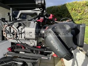 SONY PXW-FX9 + Lens and accessories 