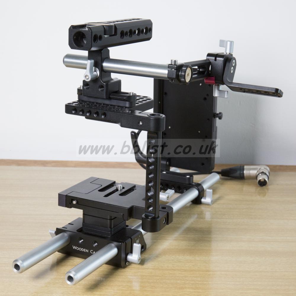 Wooden Camera Universal quick cage.