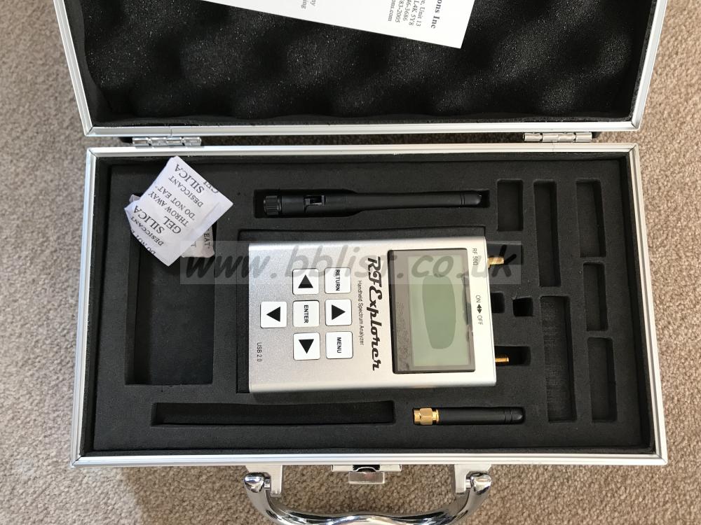 AS NEW RF Spectrum Analyser - 15-2,700 MHz