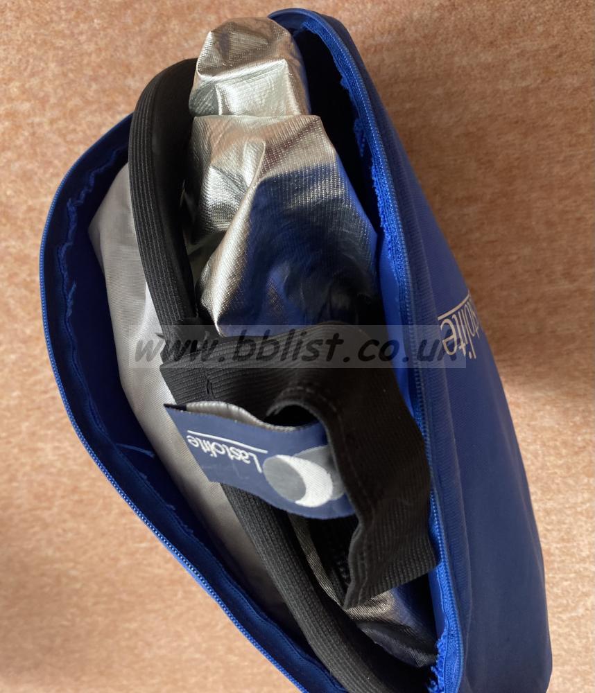 Lastolite Foldable 1 M reflector in zip cover