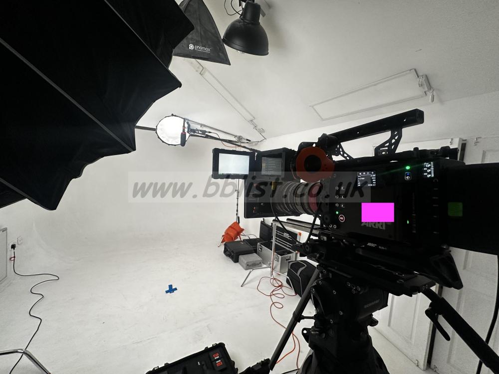 Arri Alexa 35 full shooting kit Kit in use in the studio