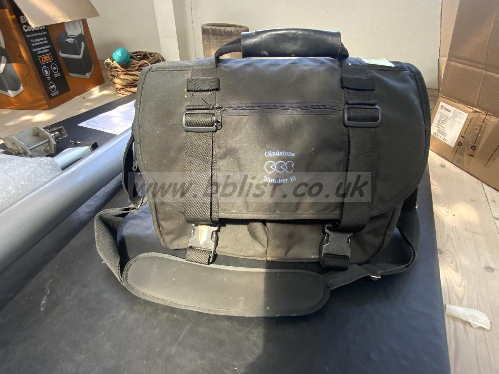 CCS Camera bag, Gladstone no10 with shoulder strap