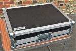 Yamaha O1V96 mixer in flightcase