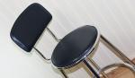 Bar stools x 2 in Chrome and black in very good condition