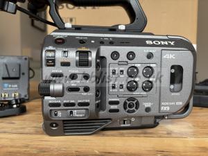 PXW-FX9